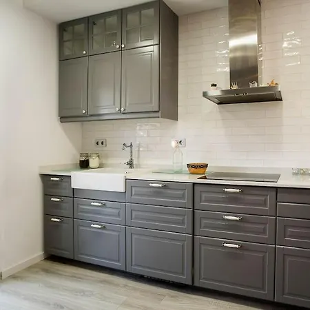 Casa vacanze 20 Min From Bcn- Charming House W/ Pool & Bbq Area *