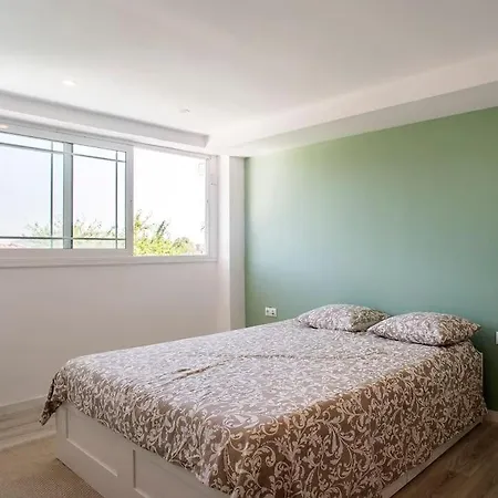 20 Min From Bcn- Charming House W/ Pool & Bbq Area Holiday home *