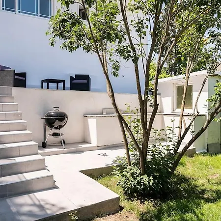 Holiday home 20 Min From Bcn- Charming House W/ Pool & Bbq Area *