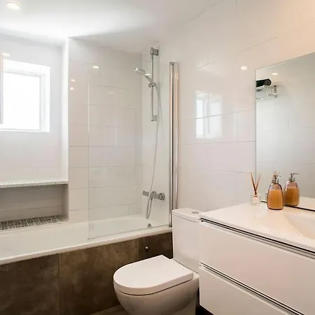Casa vacanze 20 Min From Bcn- Charming House W/ Pool & Bbq Area *